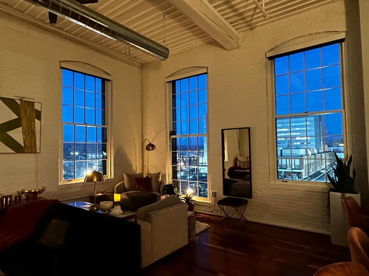 2Br 2Br Le Chateau 505 Lux Penthouse In A Historic Building أوتيكا المظهر الخارجي الصورة